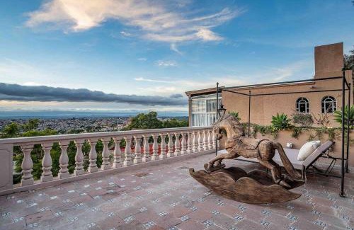 Zona Centro Casa | Casa Vista 6BR Villa, 16p Jacuzzi Pool, Staff & Breakfast