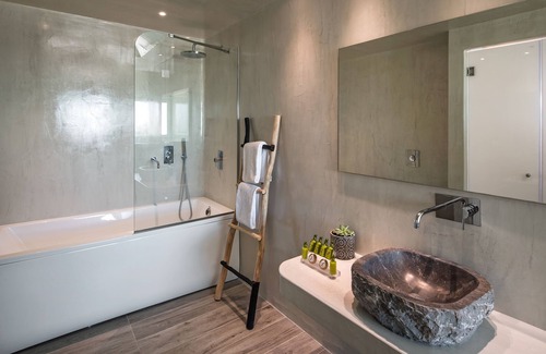 Kamari Hotel | Casa Vitae Suites