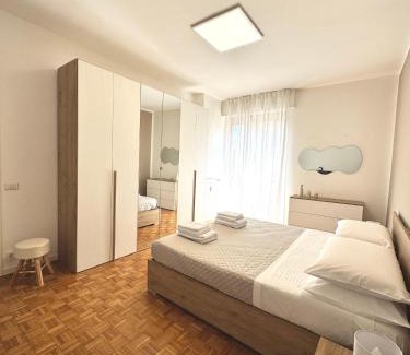 Luino Apartamento | Casa Vittoria - tra Lago Maggiore e centro città