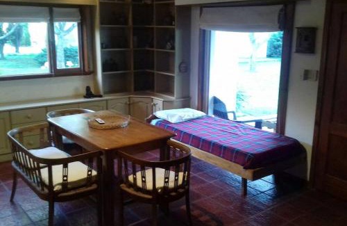 Tandil Casa | Casa y amplio parque