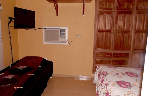 Moron Hotel | Casa Ysahilys (Moron)