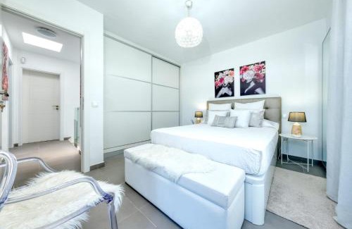 Arrecife Casa | Casa Yus