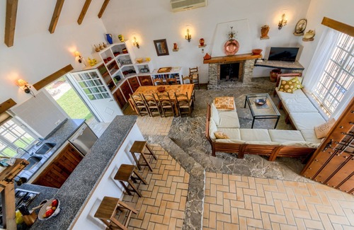 Zahora Villa | Casa Zahora - Piscina y SPA, cerca de la playa - ¡ideál para familias numerosas!