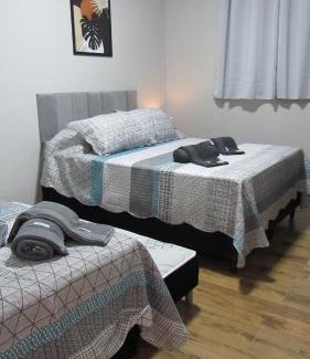 Serra Negra Casa | Casa1sn - Casa completa com jardim privativo e chuveirão refrescante!