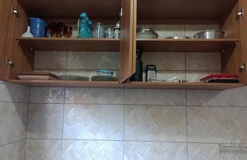 Jardim California Casa | Casa2 ótima localização, reformada e móveis novos