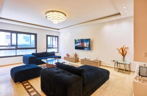 Racine Apartamento | Casablanca 3 Bed Unit in Triangle Dor With Parking