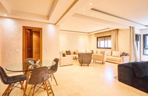 Racine Apartamento | Casablanca 3 Bed Unit in Triangle Dor With Parking