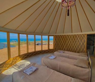 Issyk-Kul Region Hotel | Casablanca Yurts