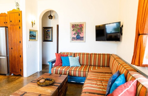 El Sargento Villa | Casa frente al mar con casa de huéspedes-cerrada 5BD / 5BA-Impresionante playa de arena-Desde $ 125 /