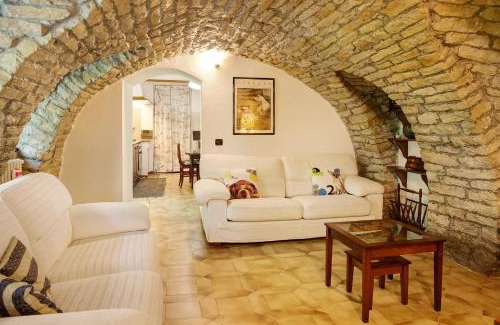 Cassinasco Apartamento | Casafiò Grotta