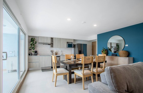 Cerro Plano Apartamento | CASAGO 1102, BRAND NEW RENTAL with Spectacular Ocean Views