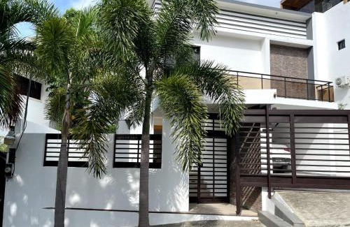 Cerros de Arroyo Hondo III Casa | Casahermosa