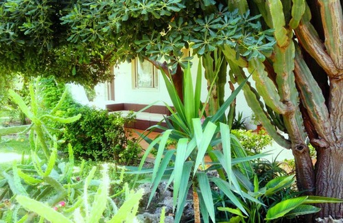 Fontane Bianche Cama Y Desayuno | CasaHotel SURLAMER