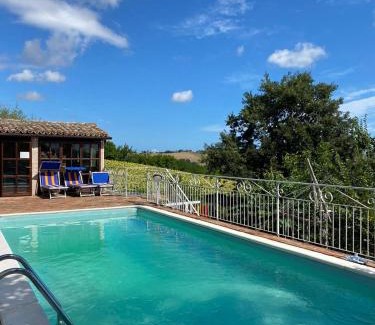 Bettolelle Apartamento | Casale Civetta - Appartamenti con piscina