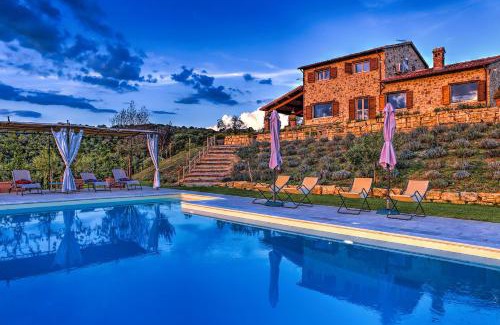 Todi Villa | CASALE DEI GELSOMINI 8, Emma Villas