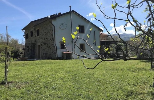 Fosdinovo Casa | Casale del Pozzo Villa with Pool-Fosdinovo borgo of Pulica