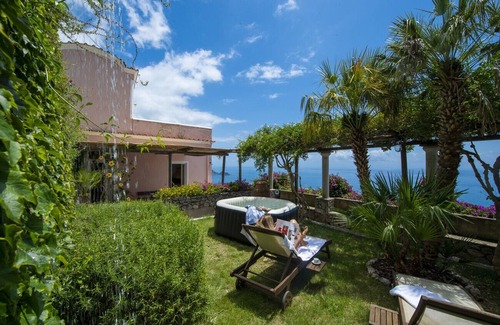 Praiano Chalet De Esquí | Casale Fralisa - Maravillosa terraza y jardín