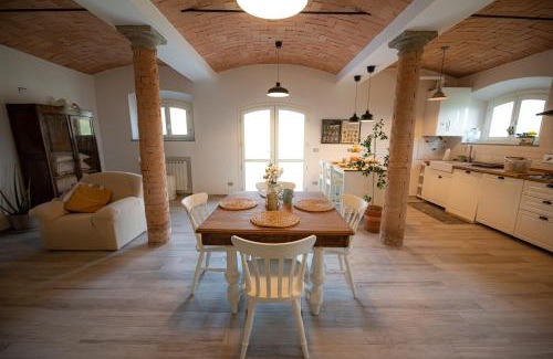 Carpineti Cama Y Desayuno | Casale Monte Valestra