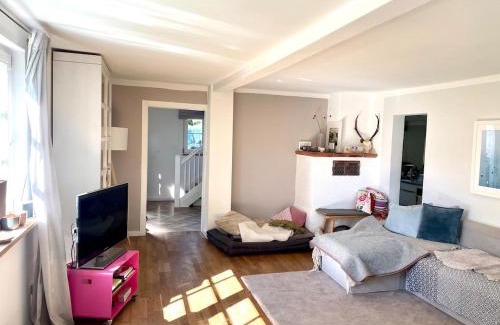 Unterzeismering Apartamento | Casalottie - charmantes bayrisches Cottage am Starnberger See