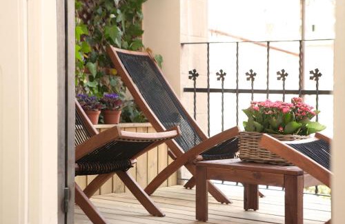 L'Antiga Esquerra de l'Eixample Apartamento | Casanova Charm 4BDR Apartment