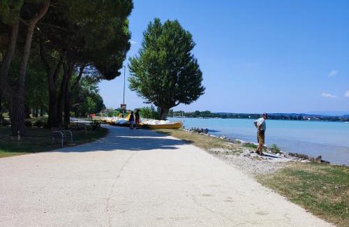 San Benedetto di Lugana Cama Y Desayuno | Casapatrizia B&B Sirmione
