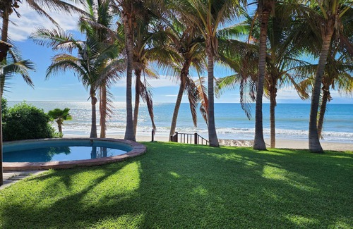 Las Pocitas Casa | CasaPia in front of the Sea! Mancora.