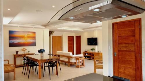 Praia Seca Casa | Casarão de Praia com Piscina