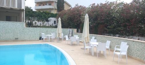 Barletta Apartamento | CasArcieri mare