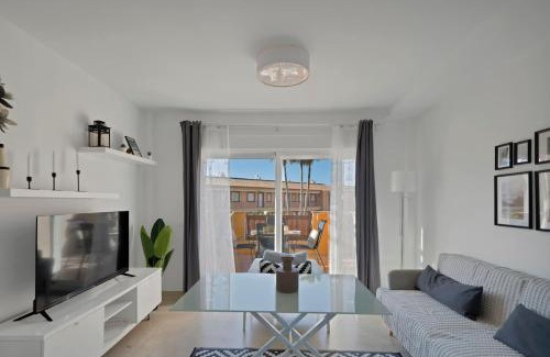 Marina de Casares Apartamento | Casares beach with pool Wi-Fi AC and parking - MARINA SUITES 150