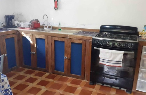 Tres de Mayo Casa | "Casa Brisas" en exclusivo barrio de Morelos, tranquila y segura