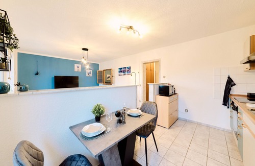 Ronsdorf Apartamento | CASATUA - Quiet - Workplace - Balcony - Trade fair - WiFi