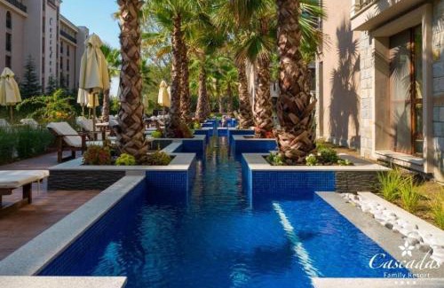 Chaika Complejo | Cascadas pool view luxury apartment Sunny beach