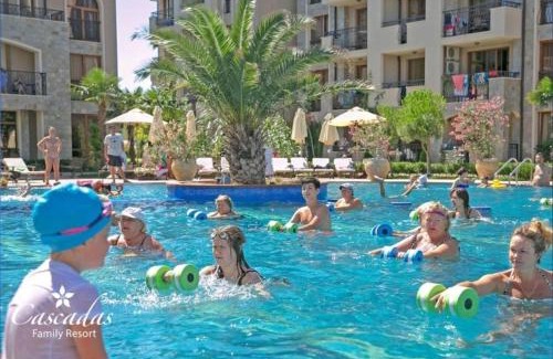 Chaika Complejo | Cascadas pool view luxury apartment Sunny beach