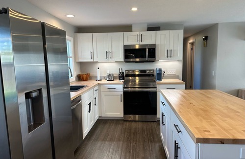 Southeast Eugene Casa | Cascade Cottage: Comfy & Cozy, family friendly, close to dining, parks, wineries