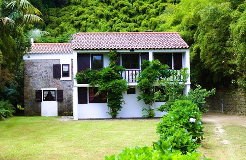 Povoacao Cabaña | Cascade House - Azores - São Miguel - Lagoa das Furnas