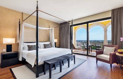 Lagos Hotel | Cascade Wellness Resort