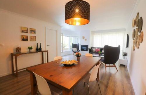 Cobre Apartamento | Cascais Getaway with a shared pool