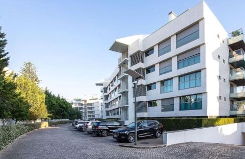 Cascais Apartamento | Cascais Lux Apartment 521 letter