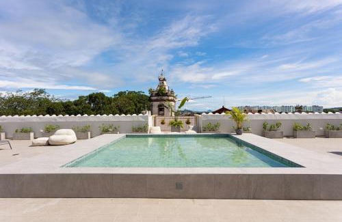 Santa Ana Apartamento | Casco Viejo Loft with Balcony - Rooftop Pool and Gym