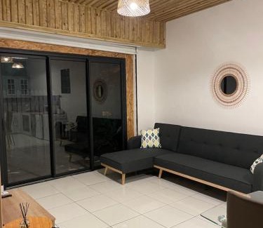 Petite-ÃŽle Apartamento | Case colorée