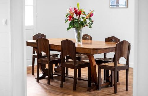 Sainte-Rose Villa | Case Creole dans Jardin Tropical