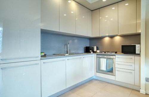Cernusco sul Naviglio Apartamento | CaseOspitali - Linda, luminoso bilocale fashion con balcone per 4