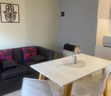 General Alvear Apartamento | Caseros