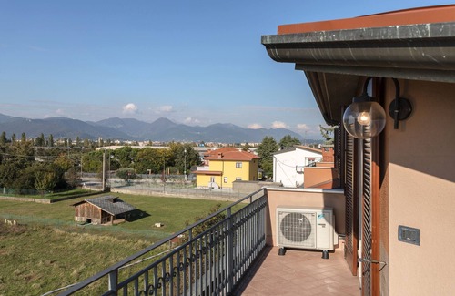 Orio al Serio Apartamento | Casetta dei Daini in Orio al Serio