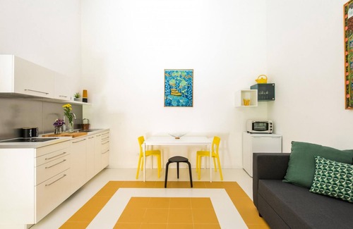 Castellammare Vucciria Apartamento | Casetta Gialla Alla Vucciria by Wonderful Italy