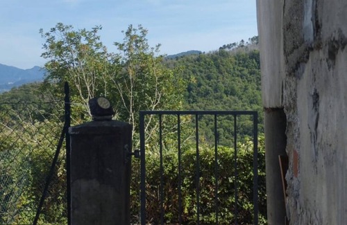 Masero Casa | Casetta Immersa nel Verde Della Lunigiana, Un'oasi del Sole e del Relax