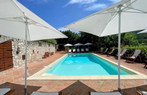 Strettura Casa | Casetta - sleeps 5 with aircon, wifi, pool and astounding views