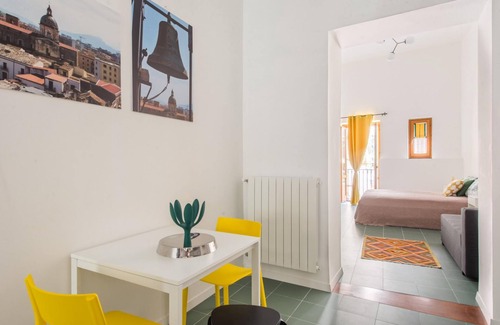 Castellammare Vucciria Apartamento | Casetta Verde Alla Vucciria by Wonderful Italy