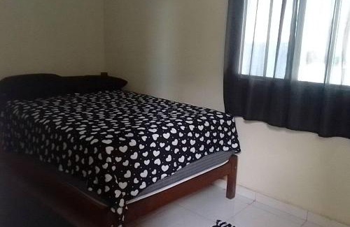 Zona Leste Apartamento | Casinha Preta