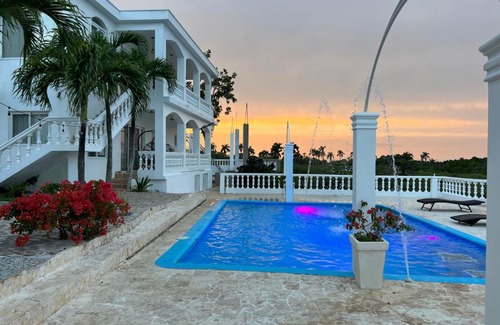 Cabrera Hotel | Casita #1 A 2 Bed Boom Apt